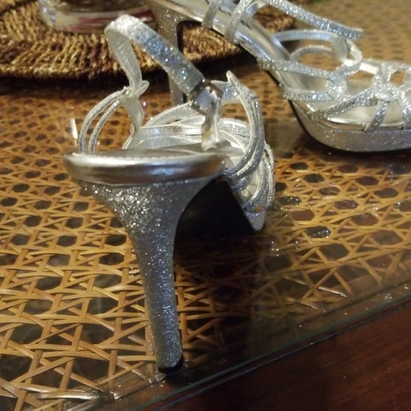 Nina shoes 7M - Picture 4 of 4